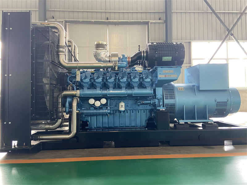 淄博市中醫(yī)醫(yī)院800KW濰柴機(jī)組、 656KW濰柴機(jī)組